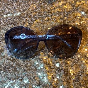 | Linda Farrow | Grey Mist/ Silver Sunglasses